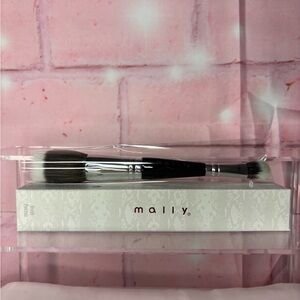 Mally Beauty Dual-Ended Makeup Brush - Black and White